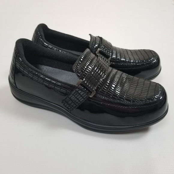 Orthofeet Shoes - Orthofeet Chelsea Orthopedic Croc Shoes Size 10 X-Wide Unworn